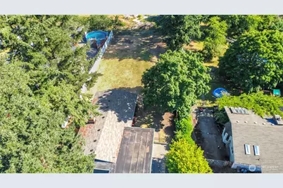 970 Johns Road E, Tacoma, WA 98445 - Photo 24