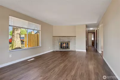 970 Johns Road E, Tacoma, WA 98445 - Photo 6