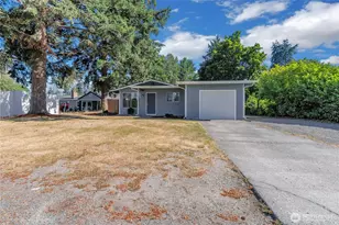 970 Johns Rd E, Tacoma, WA 98445 - Photo 2