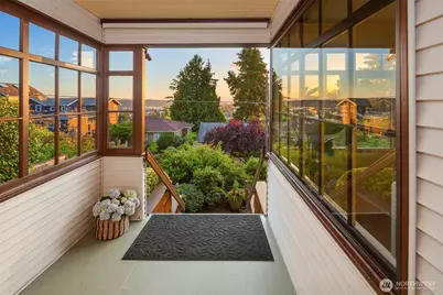 6044 2nd Avenue NW, Seattle, WA 98107 - Photo 2