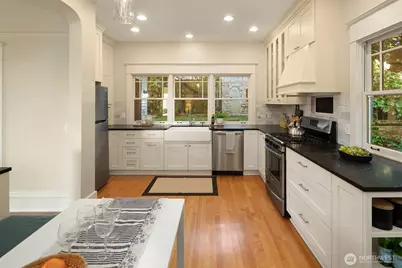 6044 2nd Avenue NW, Seattle, WA 98107 - Photo 8