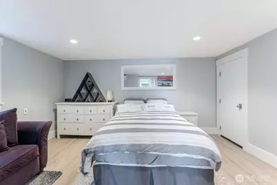 1920 Day Island Boulevard W, University Place, WA 98466 - Photo 40