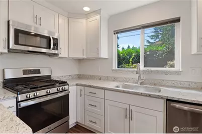 9111 Newgrove Avenue SW, Lakewood, WA 98498 - Photo 12
