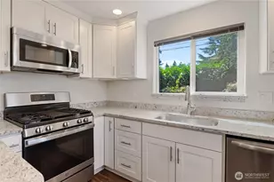 9111 Newgrove Ave SW, Lakewood, WA 98498 - Photo 12
