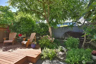 137 4th St, Langley, WA 98260 - Photo 1