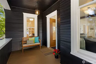 907 NE 72nd Street, Seattle, WA 98115 - Photo 4