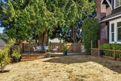 907 NE 72nd Street, Seattle, WA 98115 - Photo 30
