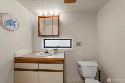510 N 138th Street, Seattle, WA 98133 - Photo 14