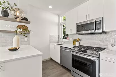 966 N Allen Place, Seattle, WA 98103 - Photo 16
