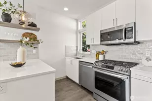 966 N Allen Pl, Seattle, WA 98103 - Photo 16
