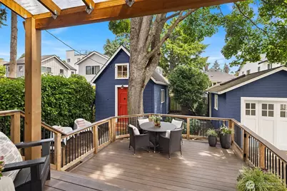 6750 26th Avenue NW, Seattle, WA 98117 - Photo 16