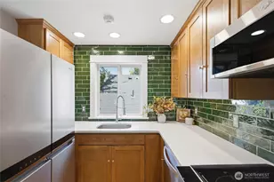 227 24th Ave E, Seattle, WA 98112 - Photo 8