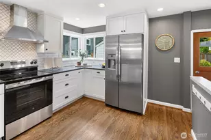 8353 20th Ave NW, Seattle, WA 98117 - Photo 10