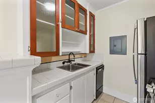 1640 18th Ave, Seattle, WA 98122 - Photo 16