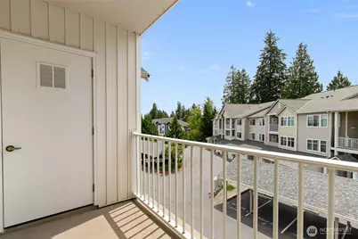 14714 Admiralty Way #A318, Lynnwood, WA 98087 - Photo 10