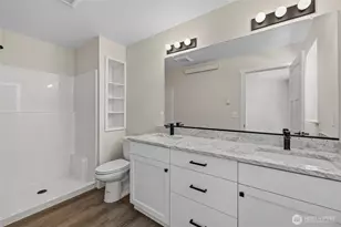 945 NW Heller St, Oak Harbor, WA 98277 - Photo 26