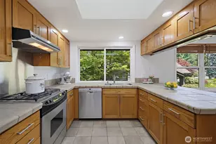 16653 157th Ave SE, Renton, WA 98058 - Photo 12