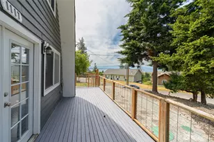 1117 Halsey Dr, Coupeville, WA 98239 - Photo 30