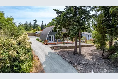 1117 Halsey Drive, Coupeville, WA 98239 - Photo 2