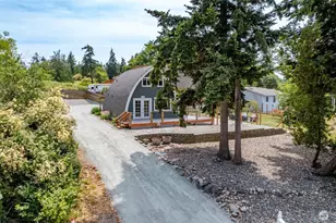 1117 Halsey Dr, Coupeville, WA 98239 - Photo 2