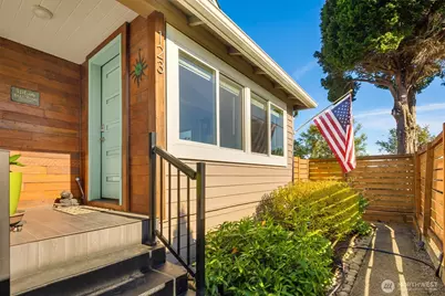 123 Avenue E #A & C, Snohomish, WA 98290 - Photo 4
