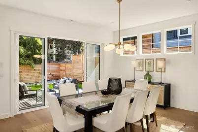 10223 NE 24th Street, Bellevue, WA 98004 - Photo 10