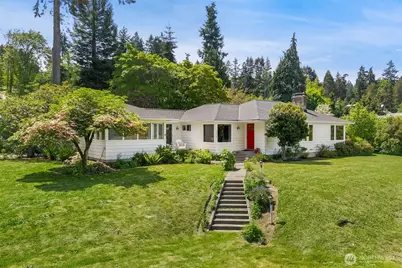 5930 Rose Loop NE, Bainbridge Island, WA 98110 - Photo 4
