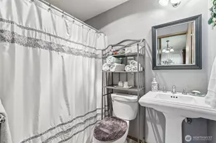 9605 208th Ave E, Bonney Lake, WA 98391 - Photo 10