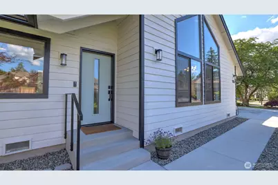 11533 SE 85th Lane, Newcastle, WA 98056 - Photo 4