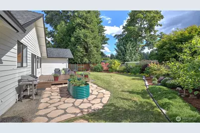 11533 SE 85th Lane, Newcastle, WA 98056 - Photo 34