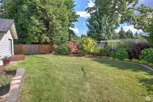 11533 SE 85th Ln, Newcastle, WA 98056 - Photo 36