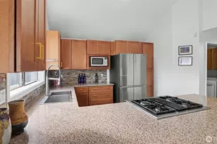11533 SE 85th Ln, Newcastle, WA 98056 - Photo 14