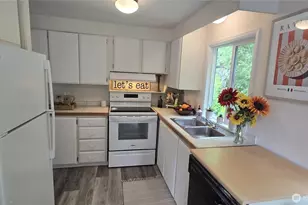 2284 Yew St, Bellingham, WA 98229 - Photo 18