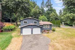 3995 Fischer Park Ave NE, Bremerton, WA 98310 - Photo 2