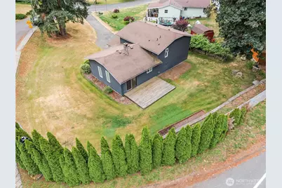 3995 Fischer Park Avenue NE, Bremerton, WA 98310 - Photo 28