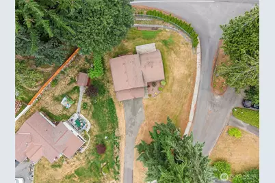 3995 Fischer Park Avenue NE, Bremerton, WA 98310 - Photo 26