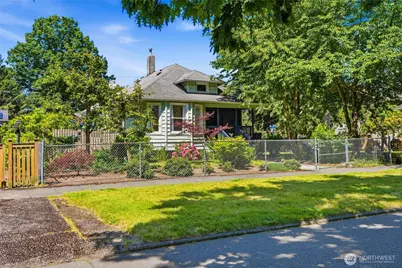 2312 Baker Avenue, Everett, WA 98201 - Photo 4