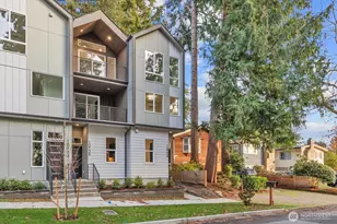 10736 Interlake Ave N, Seattle, WA 98133 - Photo 1
