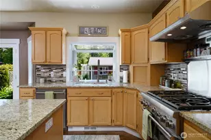 13448 Bridgeview Way, Mount Vernon, WA 98273 - Photo 10