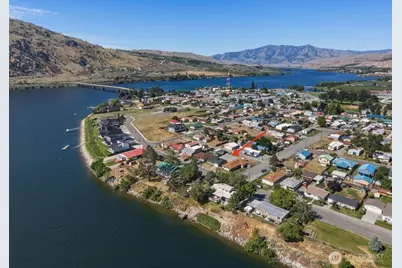 607 S 1st Street, Brewster, WA 98812 - Photo 1