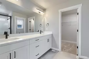 2455 SW Ridgeway Dr, Oak Harbor, WA 98277 - Photo 8