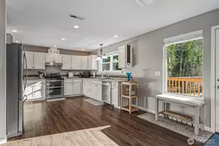 800 N 23rd Ave, Kelso, WA 98626 - Photo 2