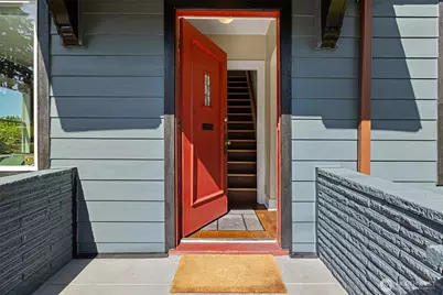 3443 16th Avenue S, Seattle, WA 98144 - Photo 2