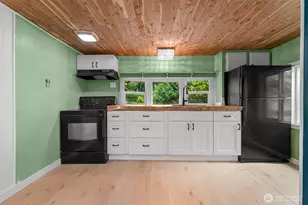 4000 Flynn St, Bellingham, WA 98229 - Photo 8