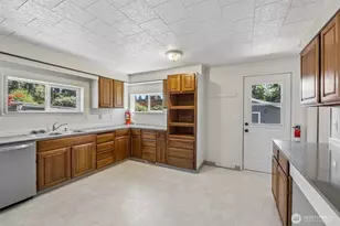 806 4th St SE, Auburn, WA 98002 - Photo 6