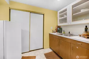 12521 2nd Ave NE, Seattle, WA 98125 - Photo 28