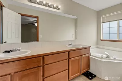 16656 91st Avenue SE, Yelm, WA 98597 - Photo 20