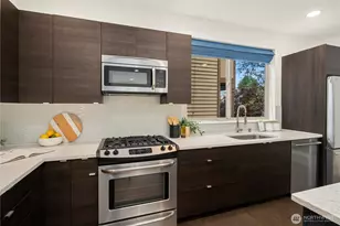 3951 SW Oregon St, Seattle, WA 98116 - Photo 16