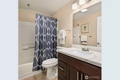 12424 109th Court NE #D304, Kirkland, WA 98034 - Photo 16