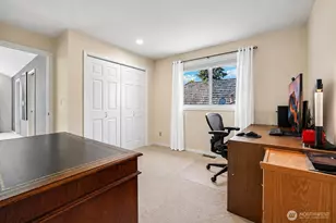 14302 NE 61st St, Redmond, WA 98052 - Photo 20